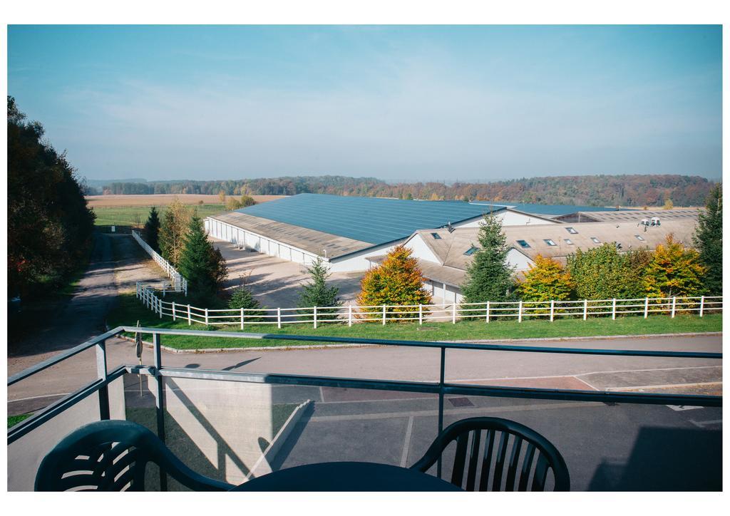 Residence Le Royal Golf & Horse Mooslargue Exterior photo